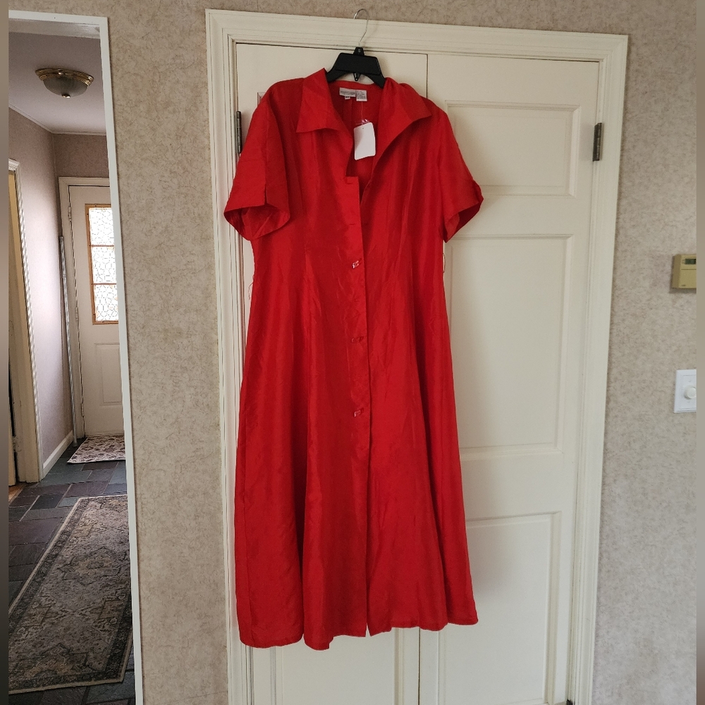 NWT.Newport News Red Mandarin Collar Maxi Dress.Size 20 Pit To Pit 22" - Picture 2 of 7